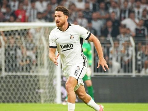 Salih ozcan inanilmaz bir atmosfer vardi 6eLJcLpJ